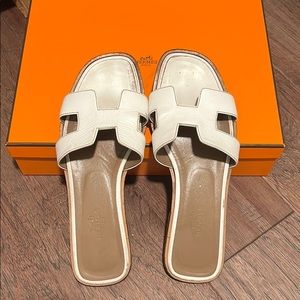 100% authentic Hermes Sandals